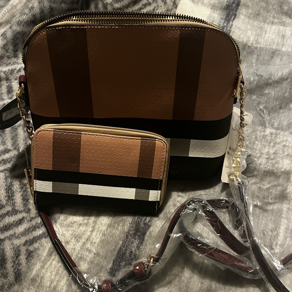 Purse with wallet and strap - Picture 2 of 2